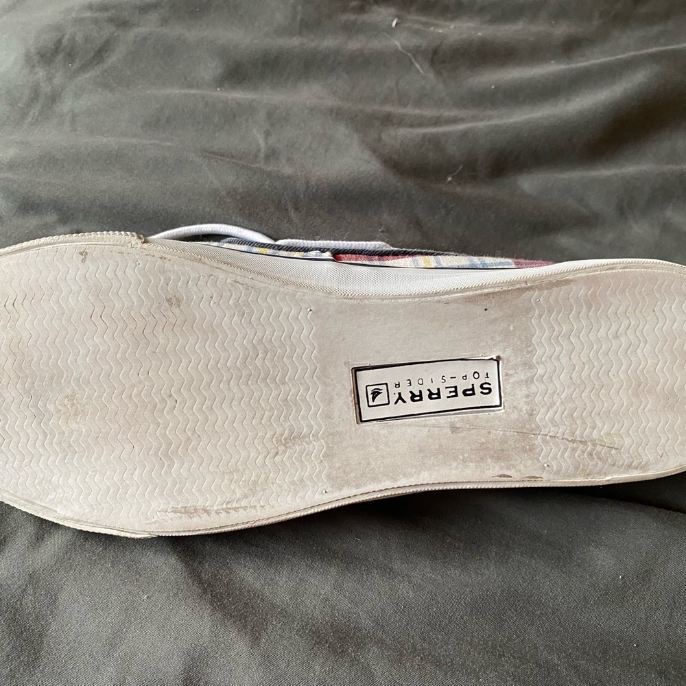 Sperry - Picture 3 of 3